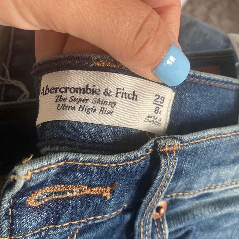 Abercrombie and Fitch super skinny high rise jeans size 29/8